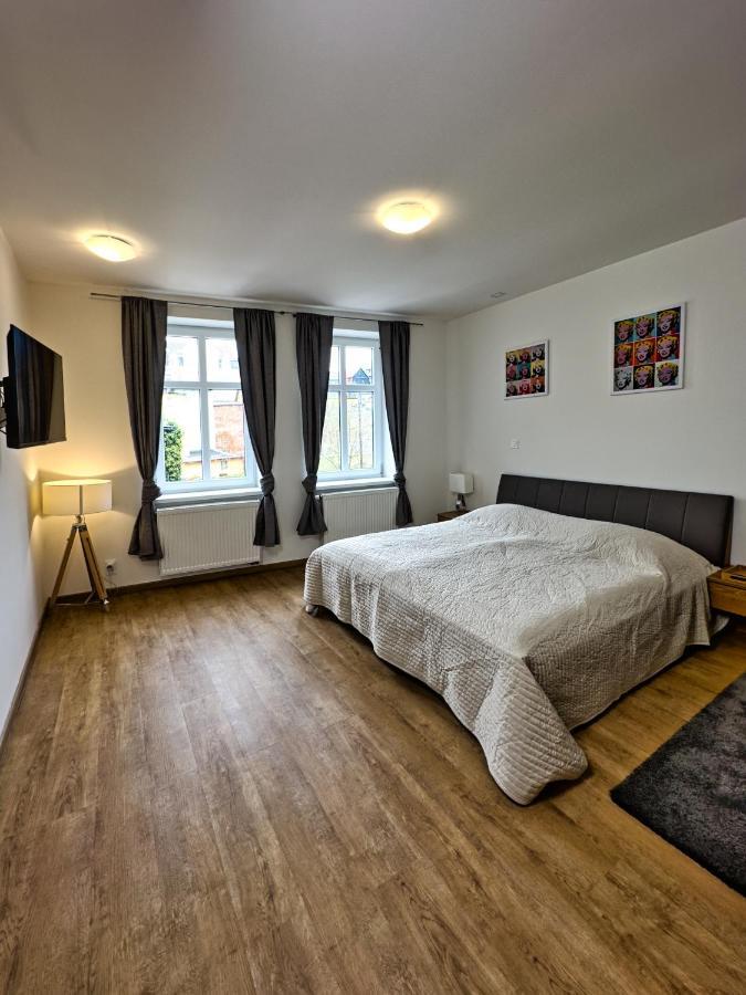 Gallery Apartments Liberec Exterior foto